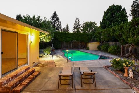 648 Avenue Del Oro Sonoma CA 95476