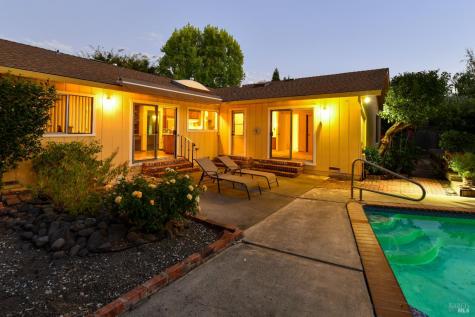 648 Avenue Del Oro Sonoma CA 95476