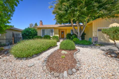 648 Avenue Del Oro Sonoma CA 95476