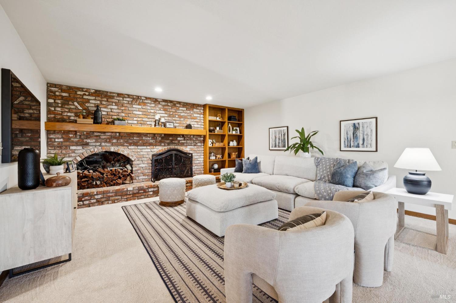 75 Atherton Oaks Drive Novato CA 94945