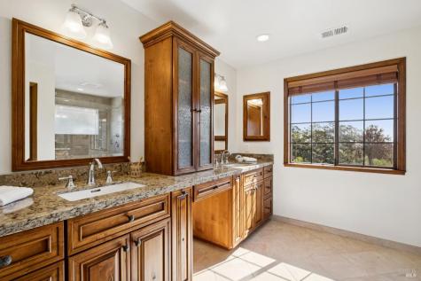 75 Atherton Oaks Drive Novato CA 94945
