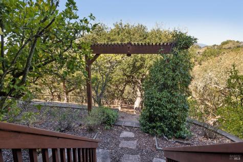 75 Atherton Oaks Drive Novato CA 94945