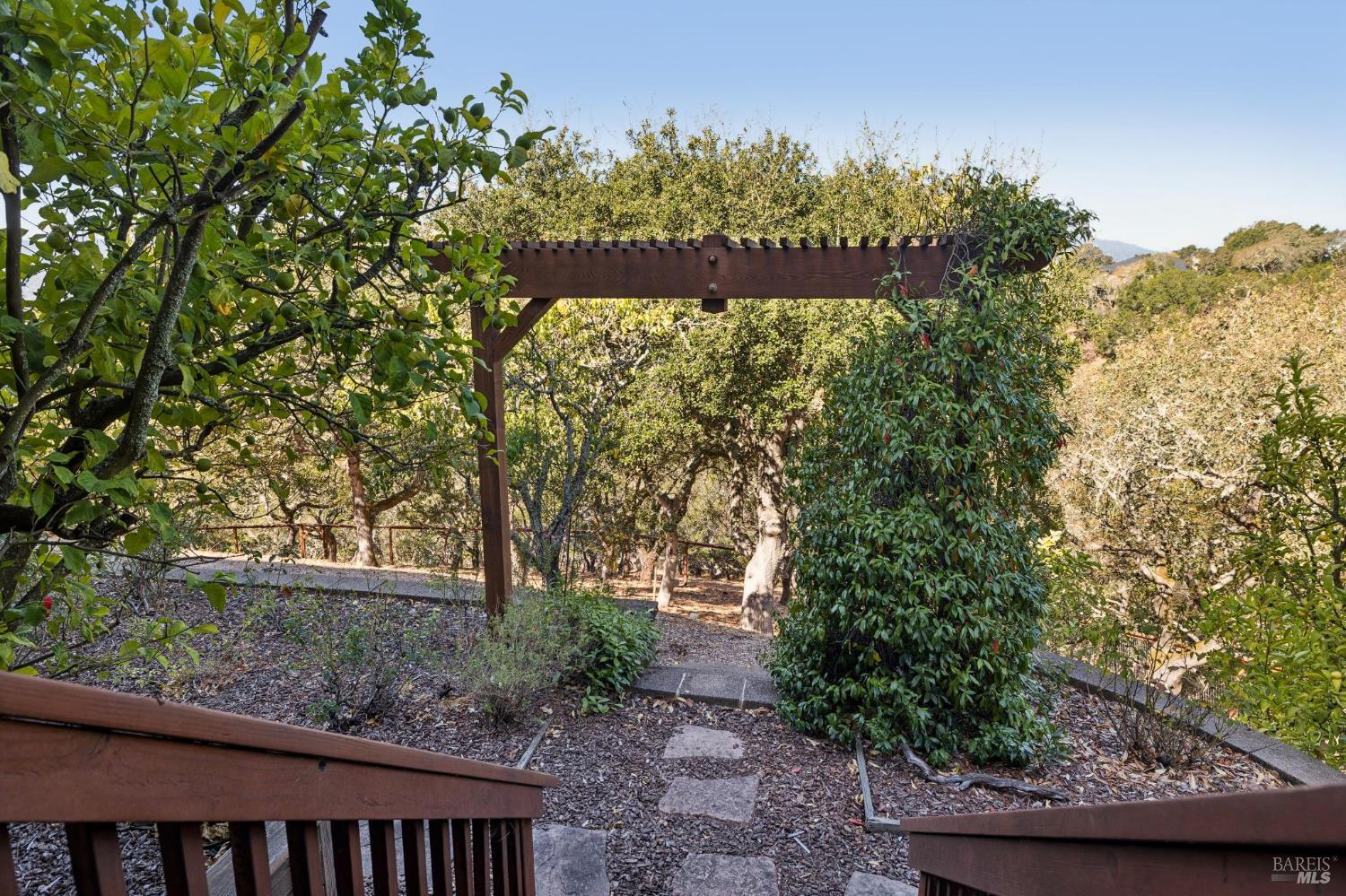 75 Atherton Oaks Drive Novato CA 94945