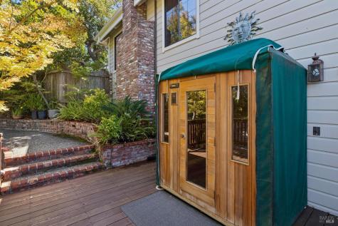 75 Atherton Oaks Drive Novato CA 94945