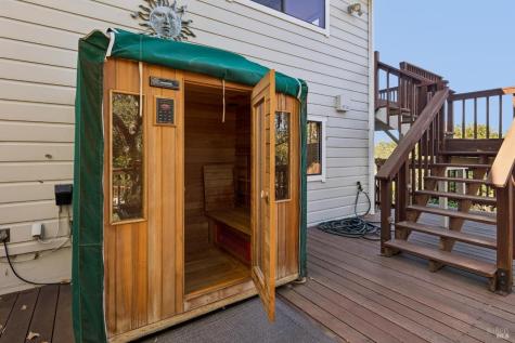 75 Atherton Oaks Drive Novato CA 94945