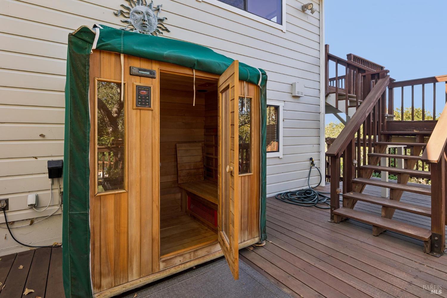 75 Atherton Oaks Drive Novato CA 94945