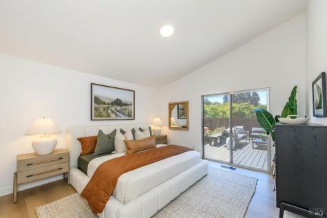 1908 Caulfield Lane Petaluma CA 94954