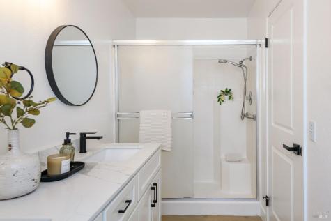 1908 Caulfield Lane Petaluma CA 94954