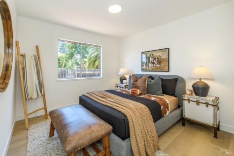 1908 Caulfield Lane Petaluma CA 94954