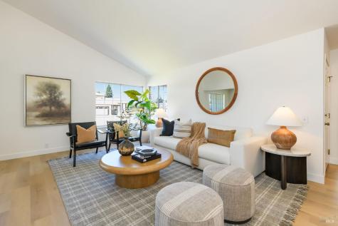 1908 Caulfield Lane Petaluma CA 94954