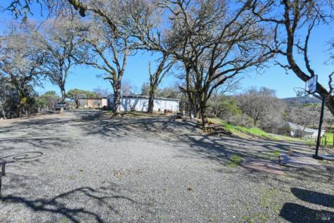 32400 Pine Mountain Road Cloverdale CA 95425