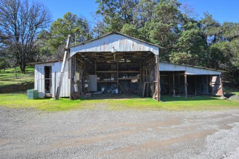 32400 Pine Mountain Road Cloverdale CA 95425