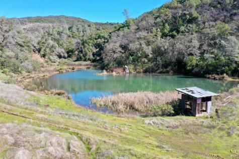 32400 Pine Mountain Road Cloverdale CA 95425