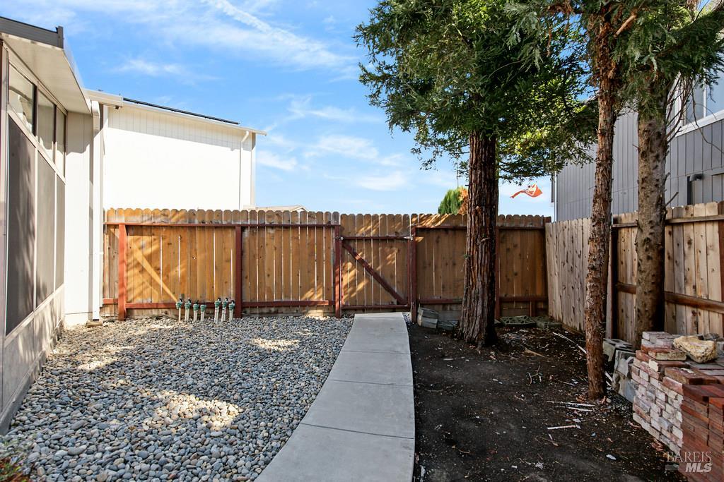 118 Kerry Court Vacaville CA 95687