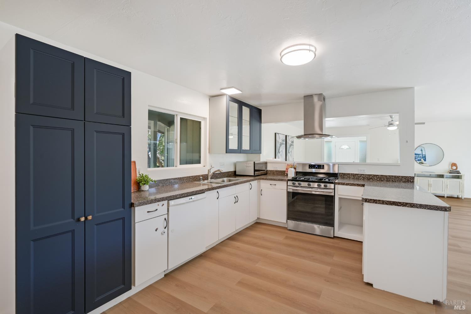 2072 Feliz Road Novato CA 94945