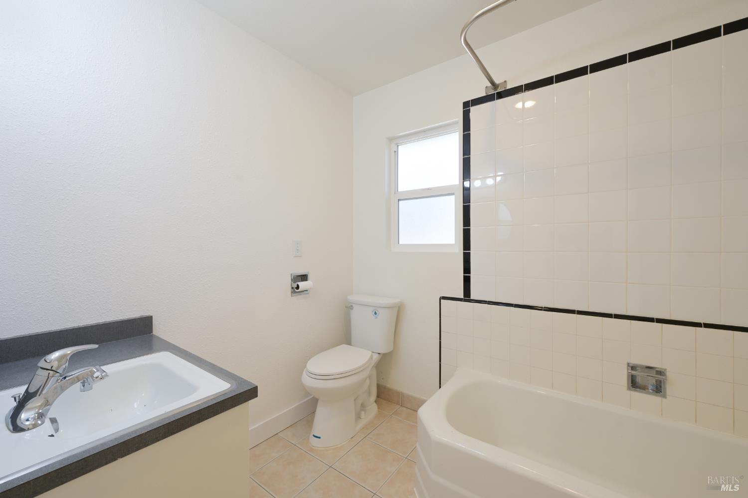 2072 Feliz Road Novato CA 94945