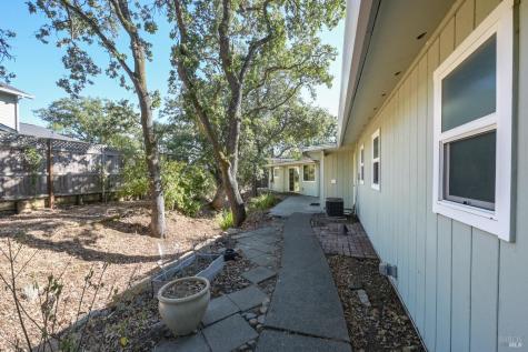 2072 Feliz Road Novato CA 94945