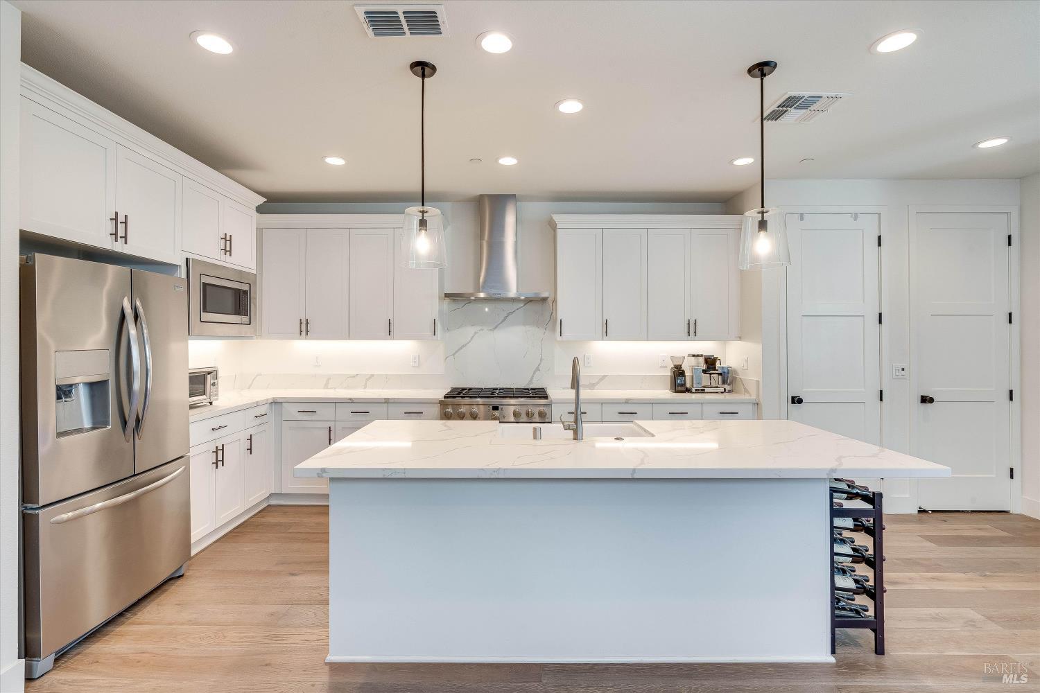 119 Chiquita Road Healdsburg CA 95448