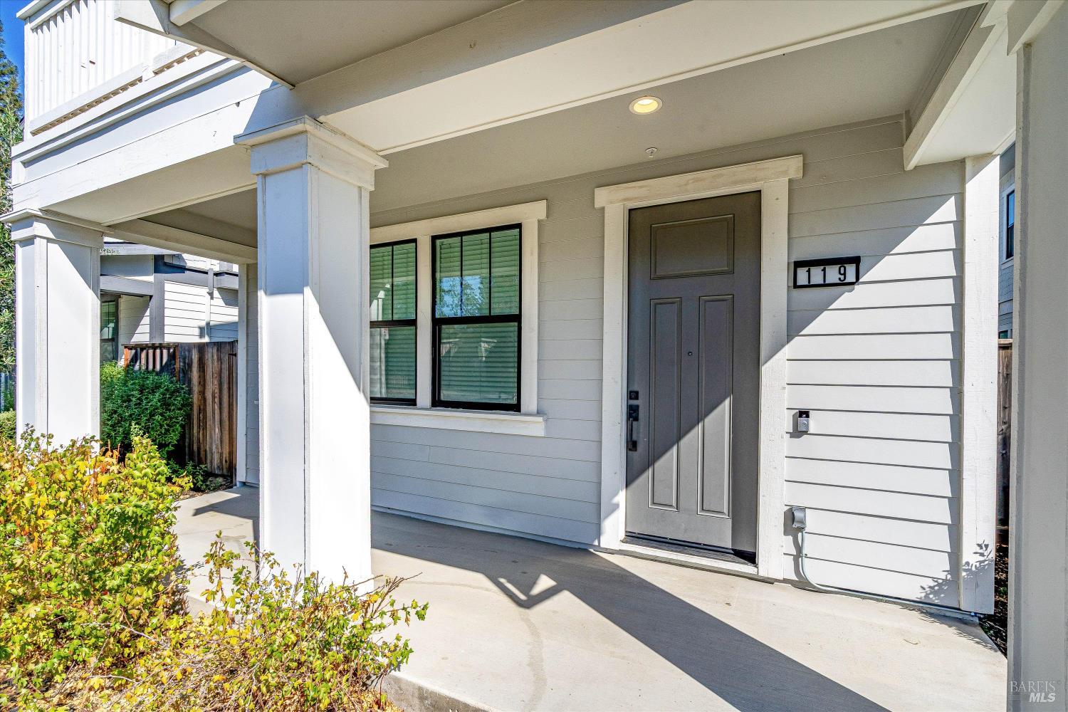 119 Chiquita Road Healdsburg CA 95448