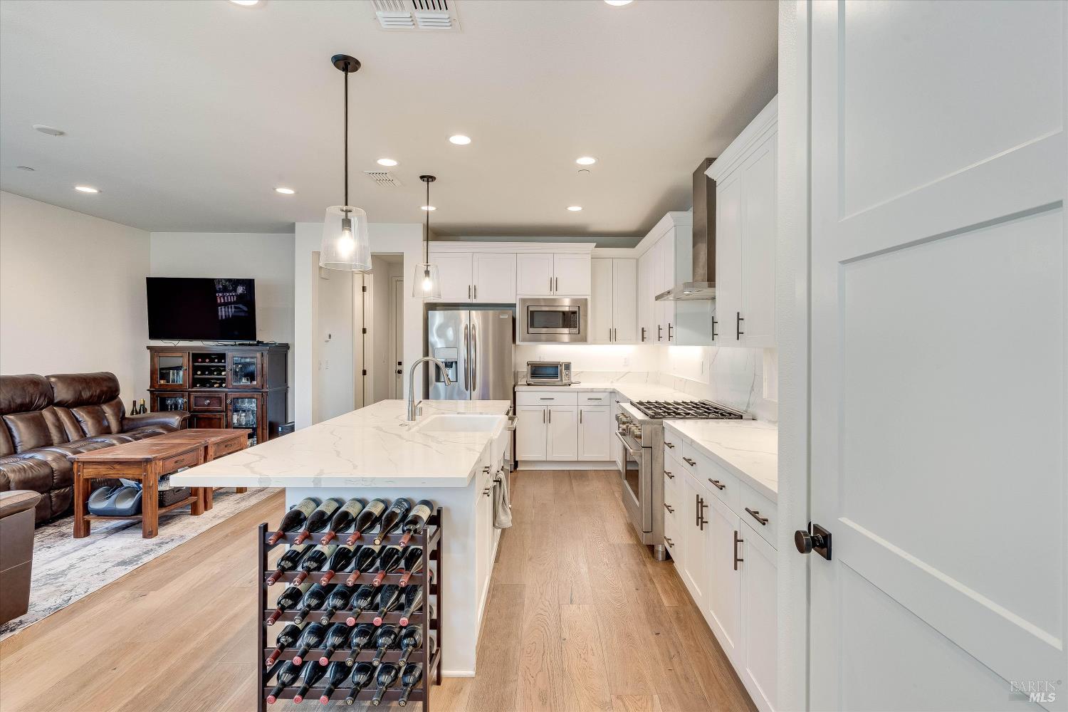 119 Chiquita Road Healdsburg CA 95448