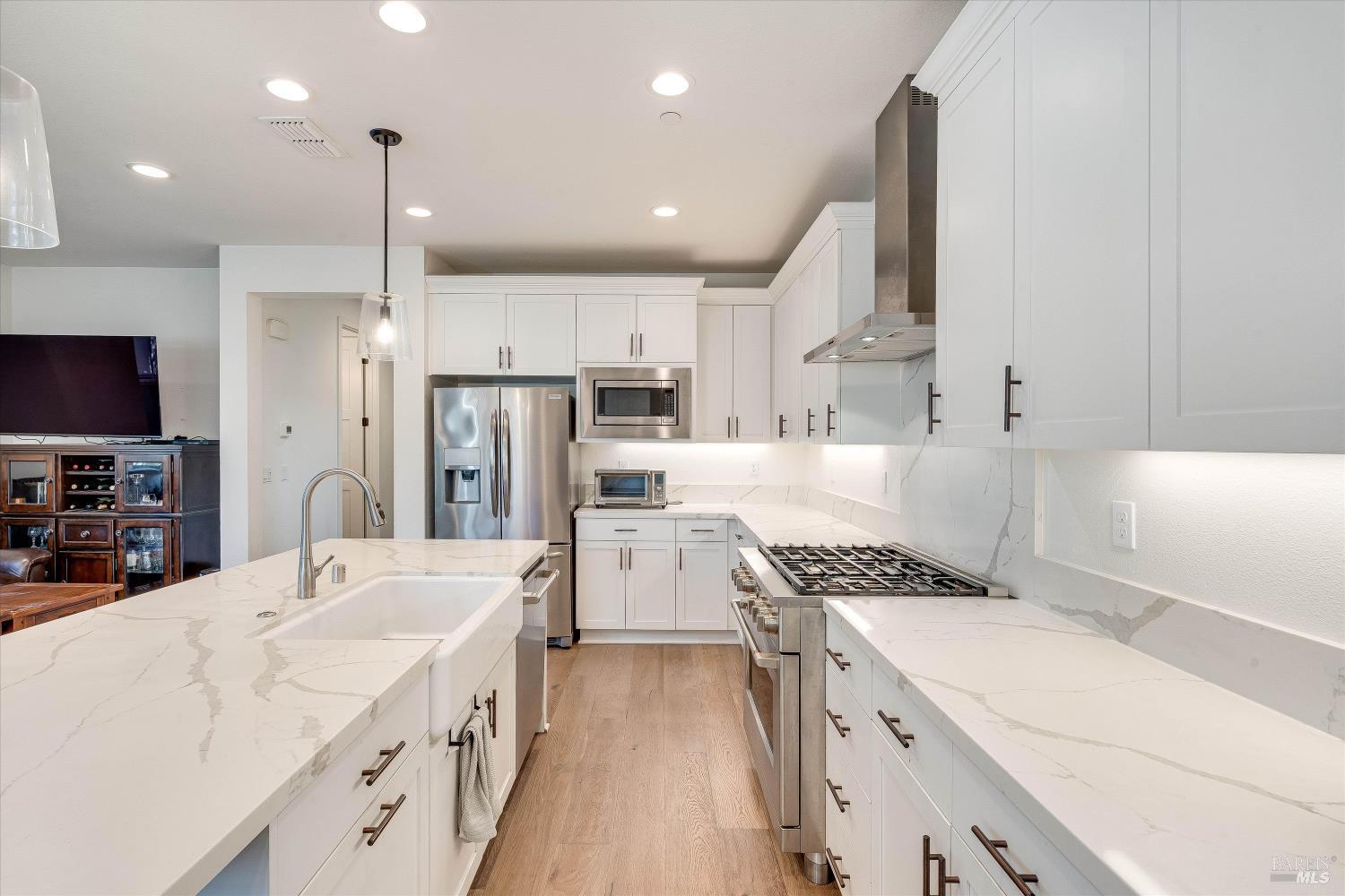 119 Chiquita Road Healdsburg CA 95448