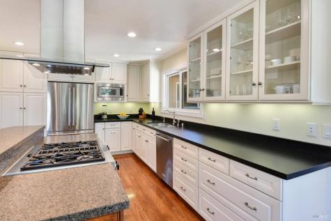 7120 Covey Road Forestville CA 95436