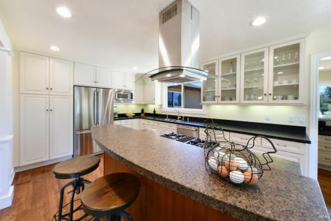 7120 Covey Road Forestville CA 95436