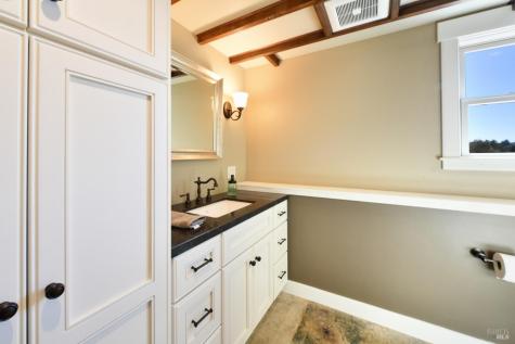 7120 Covey Road Forestville CA 95436