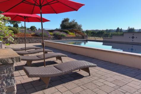 7120 Covey Road Forestville CA 95436