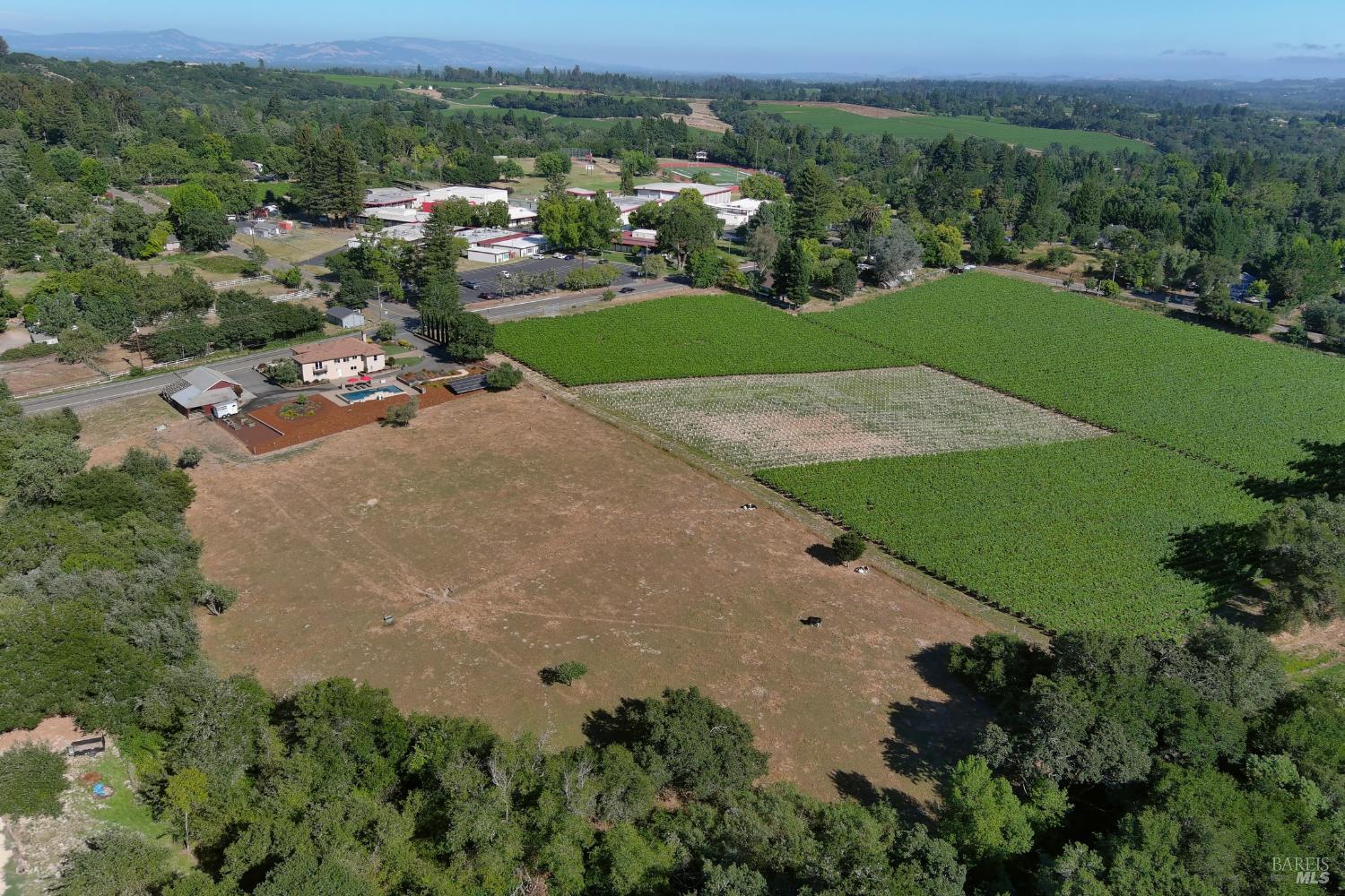 7120 Covey Road Forestville CA 95436