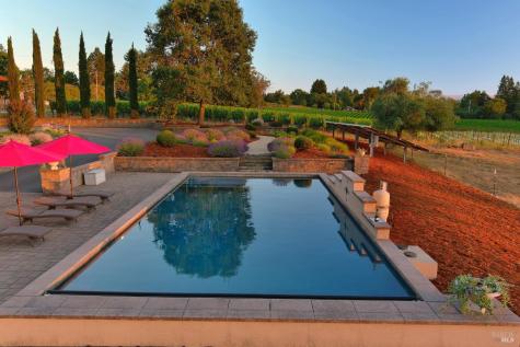 7120 Covey Road Forestville CA 95436