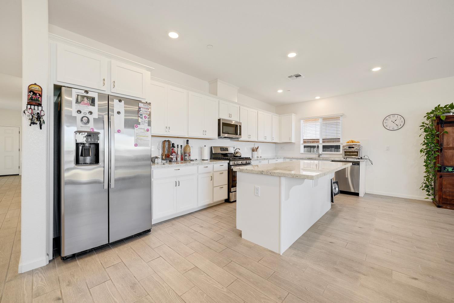 1398 Elkins Circle Olivehurst CA 95961