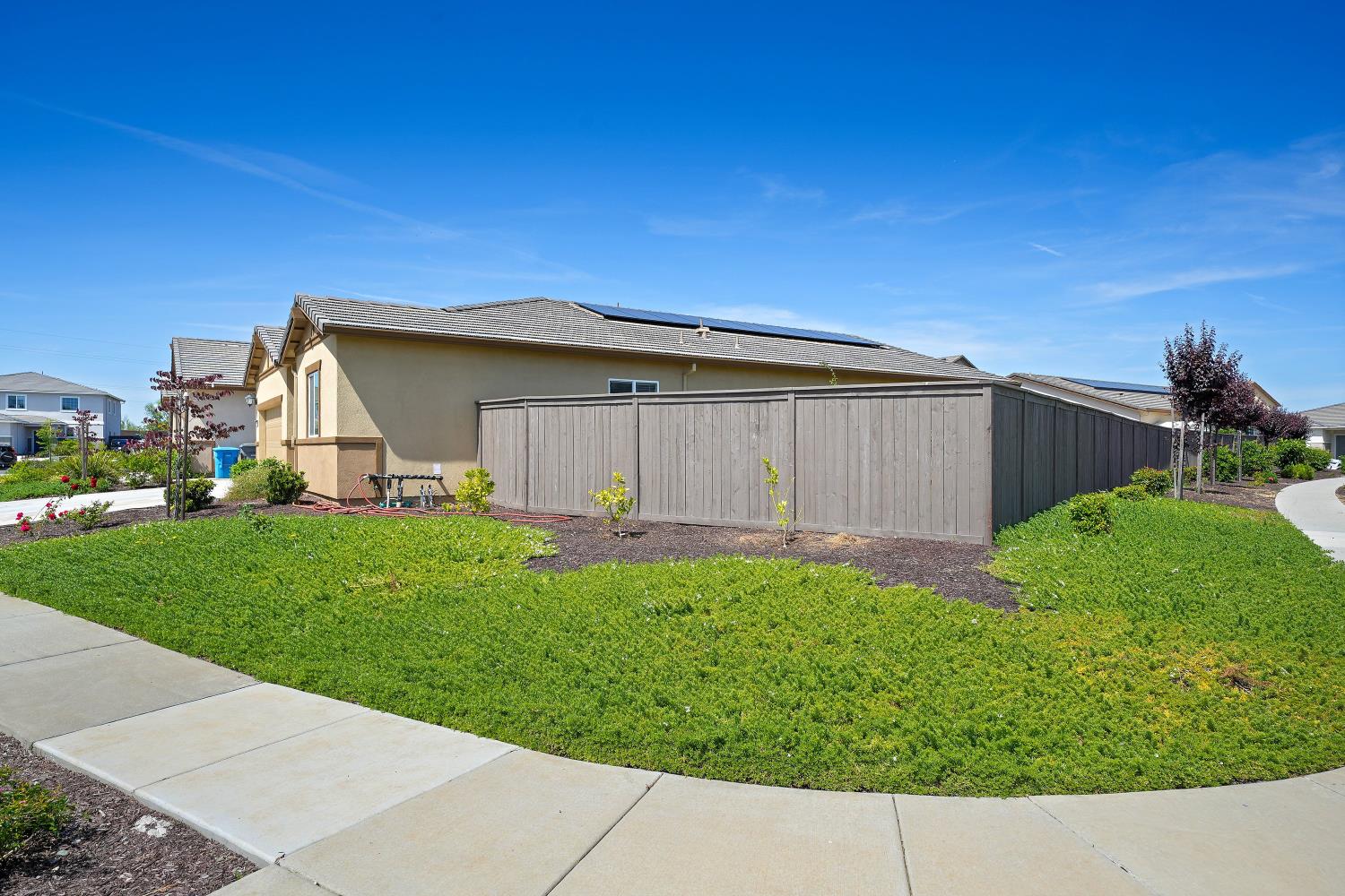 1398 Elkins Circle Olivehurst CA 95961