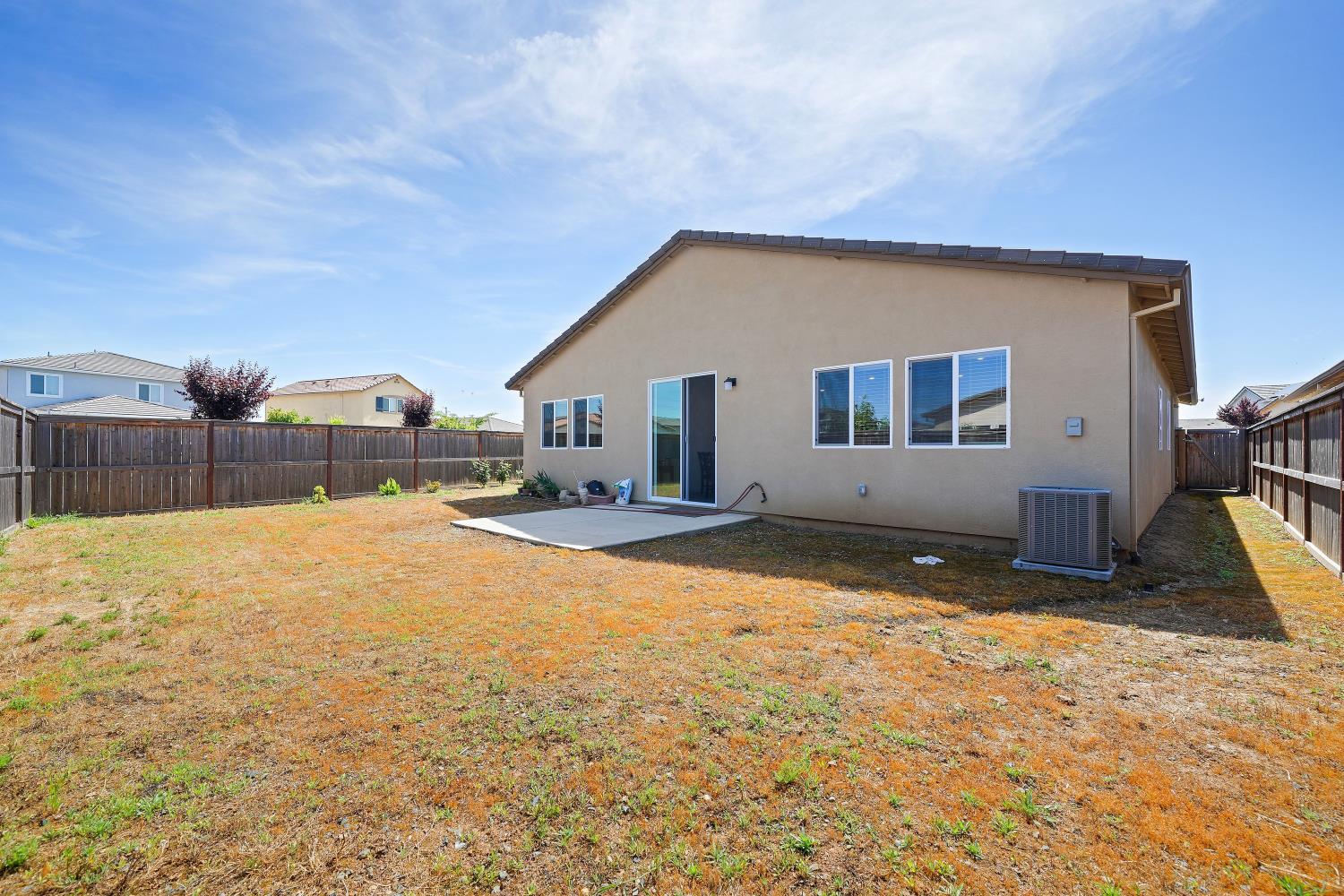 1398 Elkins Circle Olivehurst CA 95961