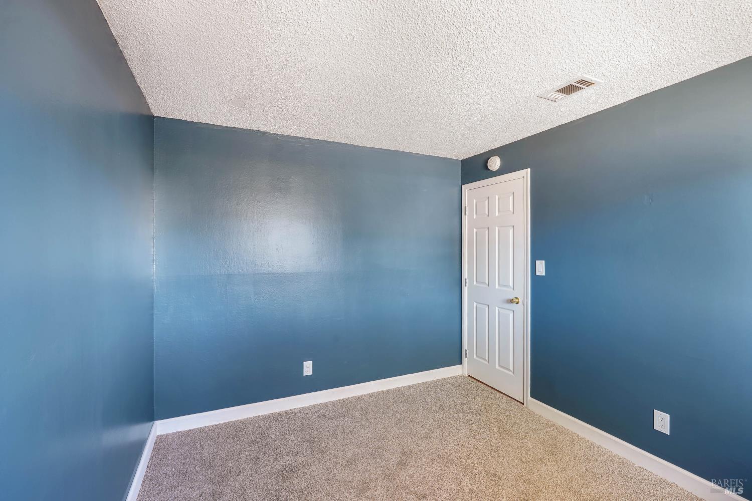 233 Maple Street Suisun City CA 94585