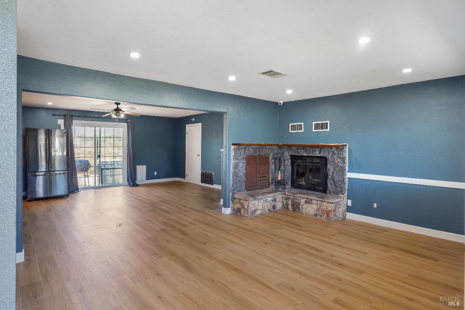 233 Maple Street Suisun City CA 94585
