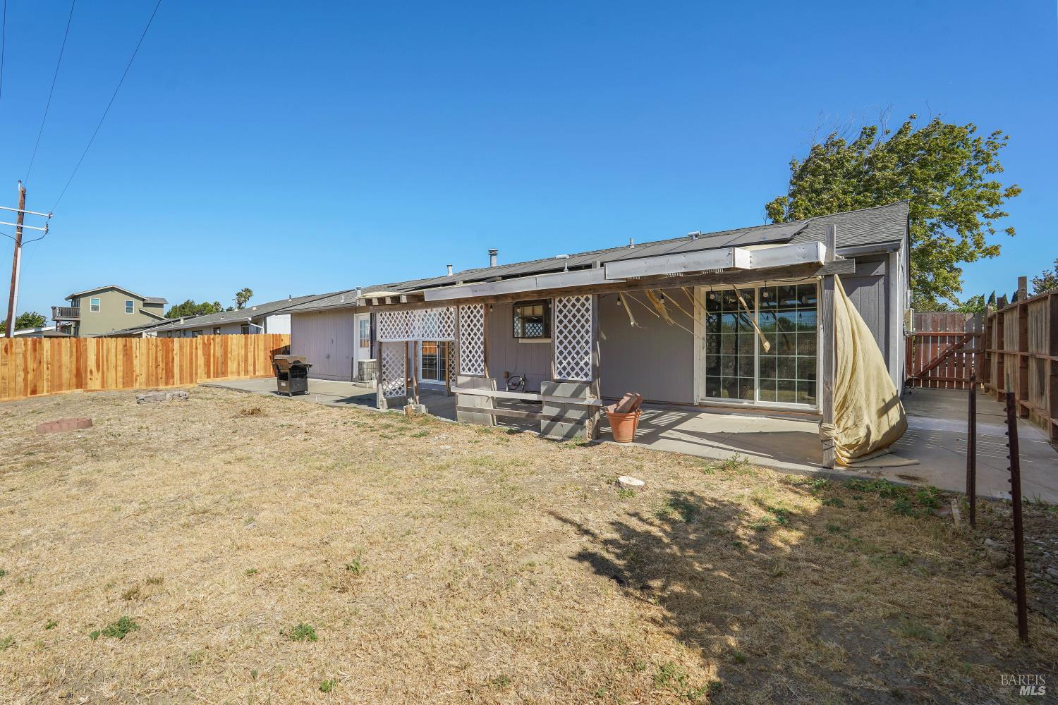 233 Maple Street Suisun City CA 94585