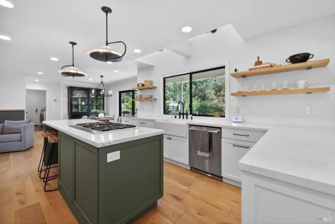 4715 Muirfield Court Santa Rosa CA 95405