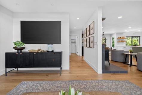 4715 Muirfield Court Santa Rosa CA 95405