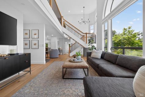 4715 Muirfield Court Santa Rosa CA 95405