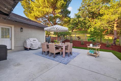 4715 Muirfield Court Santa Rosa CA 95405
