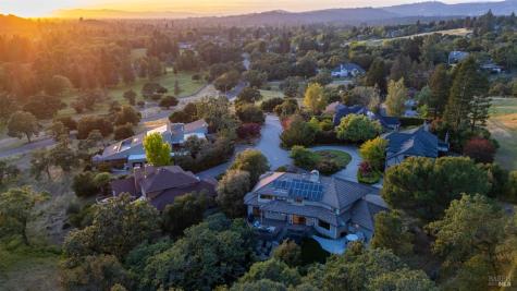 4715 Muirfield Court Santa Rosa CA 95405