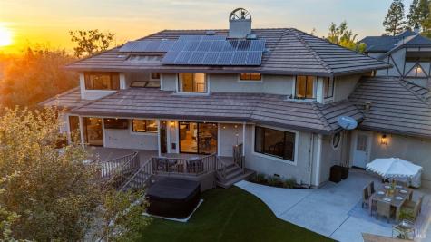 4715 Muirfield Court Santa Rosa CA 95405