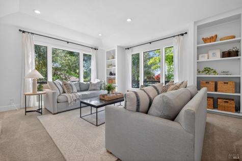 4715 Muirfield Court Santa Rosa CA 95405