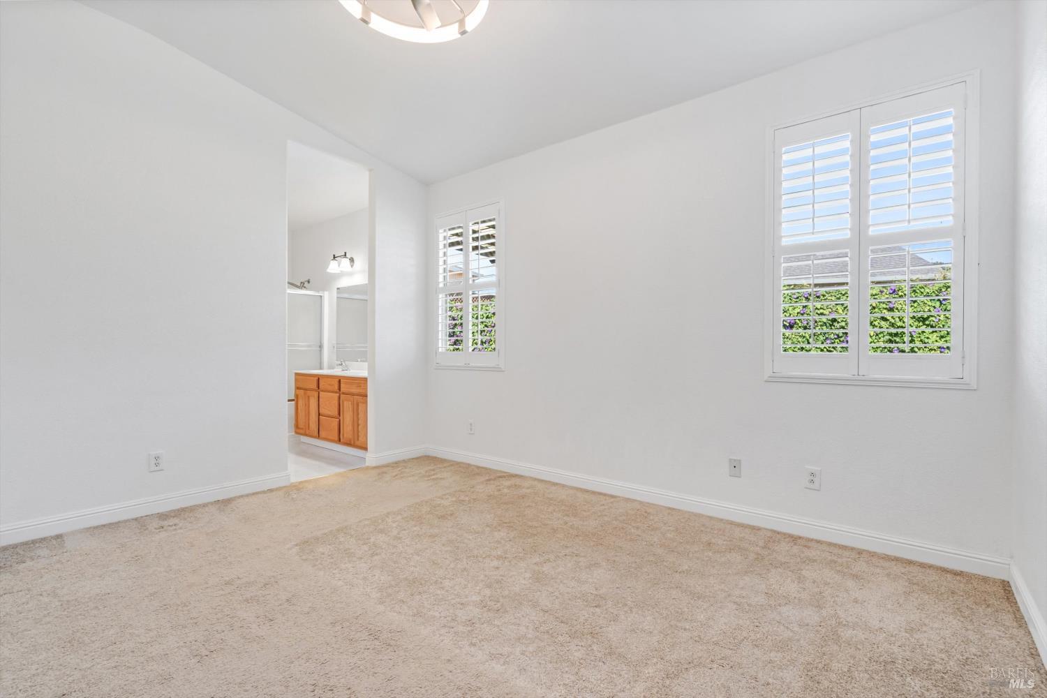 2424 Amethyst Way Santa Rosa CA 95404