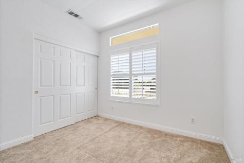2424 Amethyst Way Santa Rosa CA 95404
