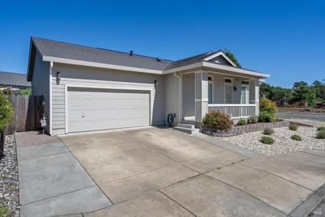 2424 Amethyst Way Santa Rosa CA 95404