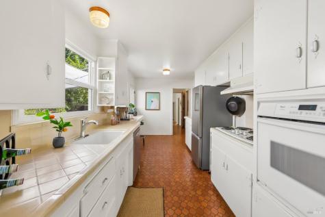 3542 Fir Drive Santa Rosa CA 95405