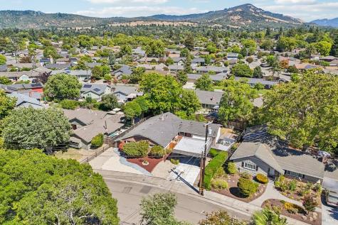 3542 Fir Drive Santa Rosa CA 95405