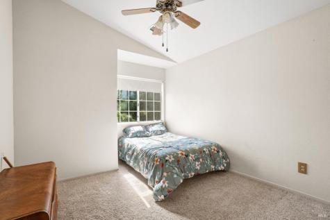 105 William Circle Cloverdale CA 95425